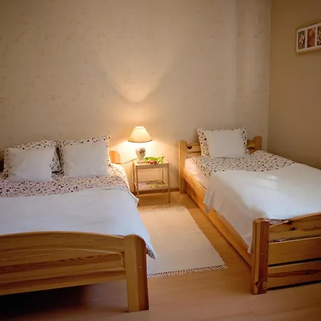 Apartament Słoneczne Wzgórze *